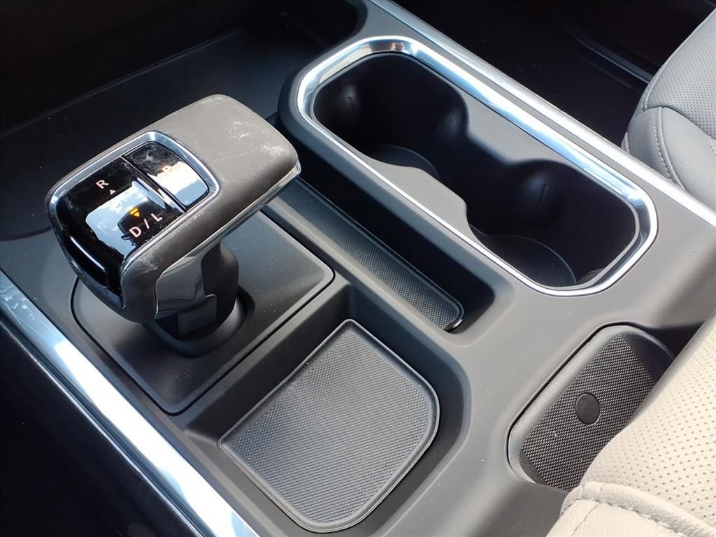 Thumbnail: 2026 Chevrolet Silverado 1500 - 17