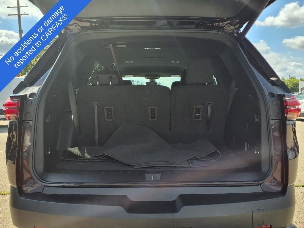 Thumbnail: 2023 Chevrolet Traverse - 9