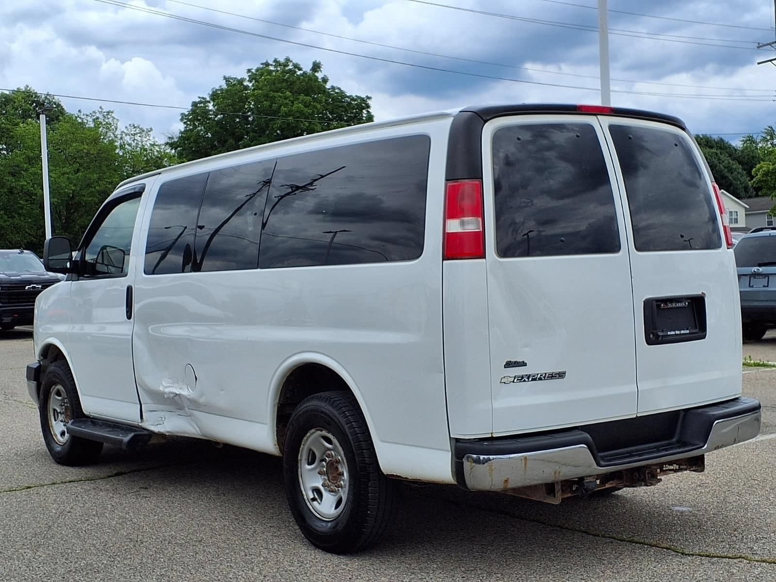 Thumbnail: 2017 Chevrolet Express - 7