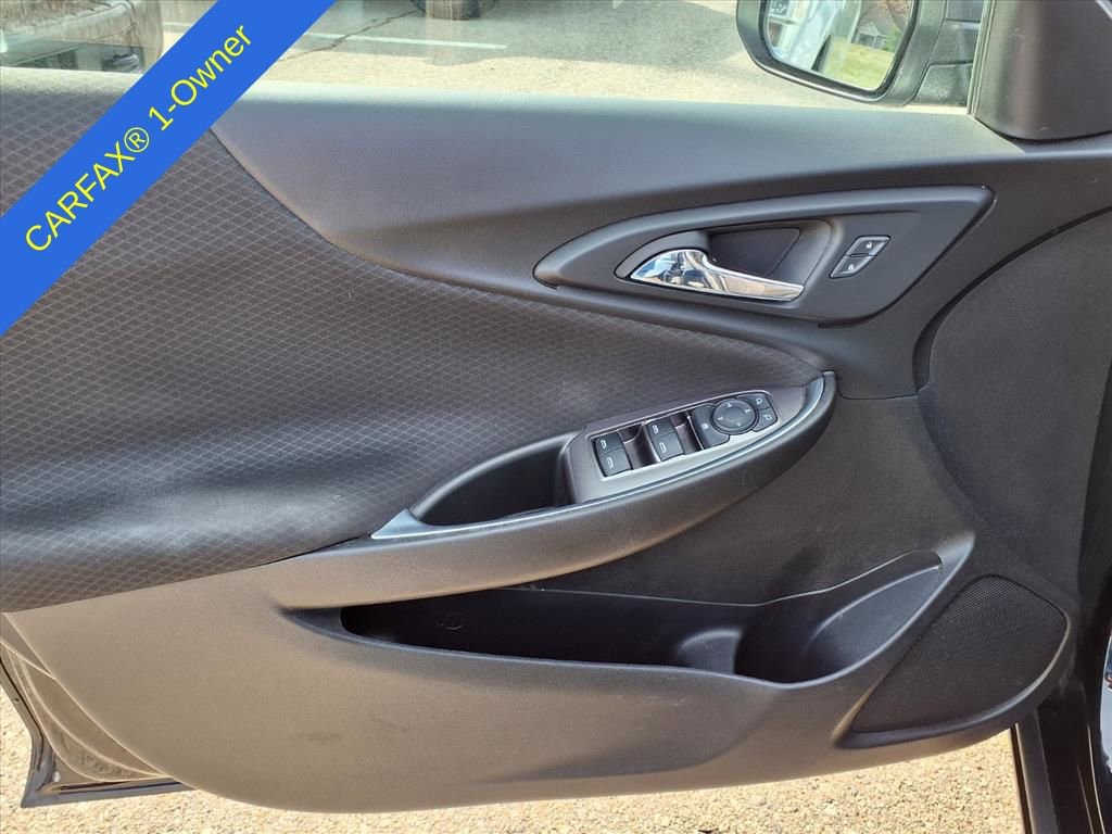 Thumbnail: 2022 Chevrolet Malibu - 14