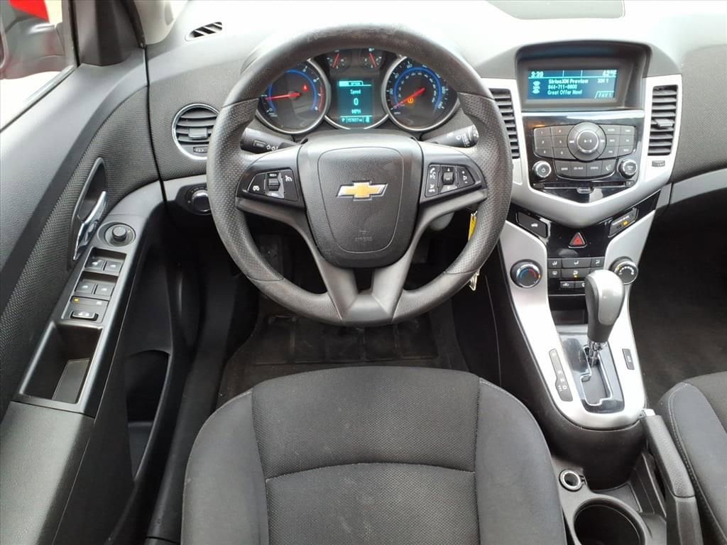 Thumbnail: 2016 Chevrolet Cruze - 12