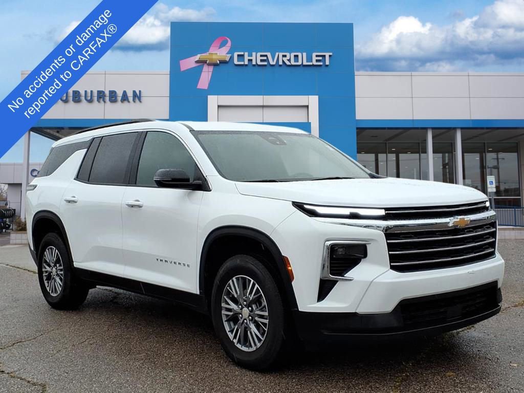 2025 Chevrolet Traverse photo 3