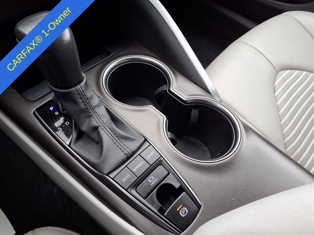 Thumbnail: 2023 Toyota Camry - 24