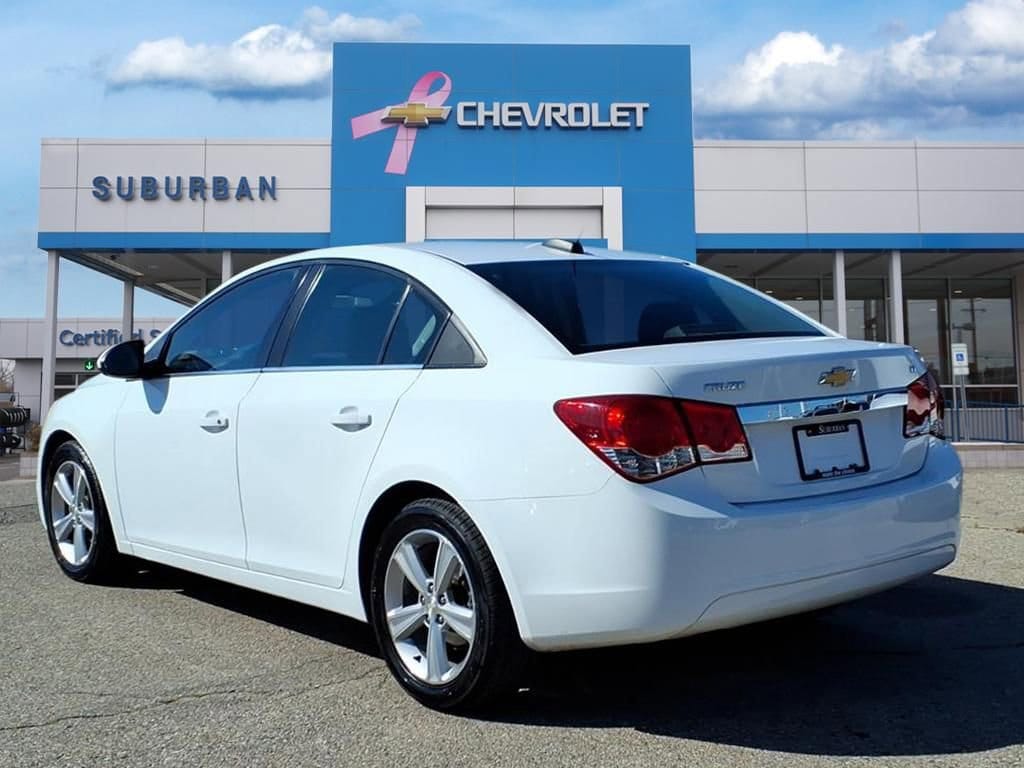Thumbnail: 2015 Chevrolet Cruze - 6