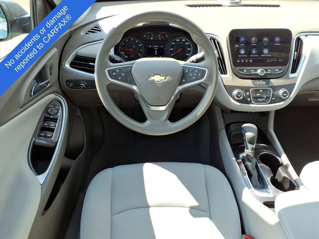 Thumbnail: 2022 Chevrolet Malibu - 13