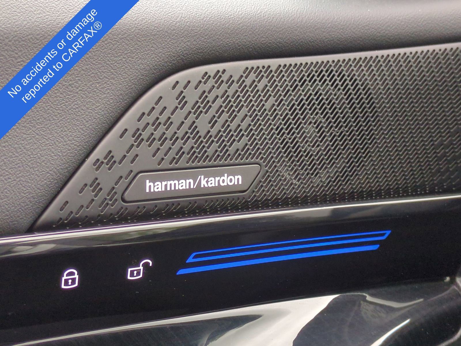 Thumbnail: 2025 BMW 5 Series - 34