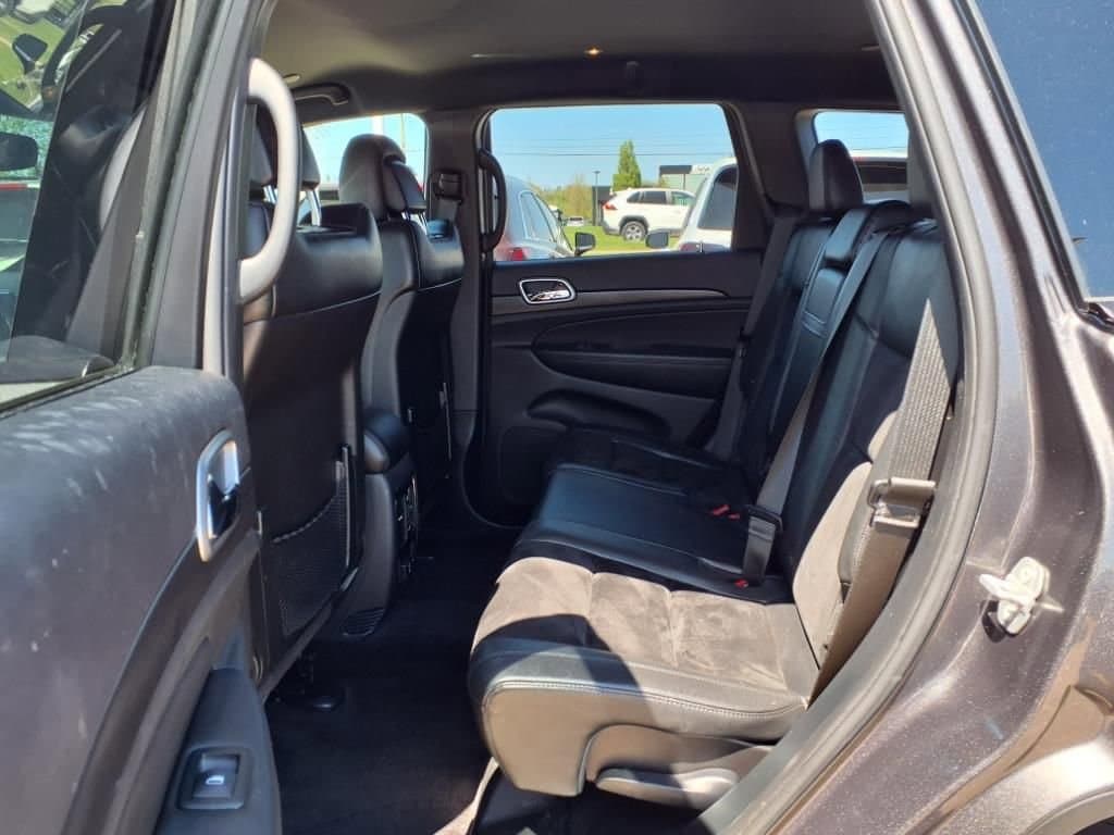 Thumbnail: 2018 Jeep Grand Cherokee - 9