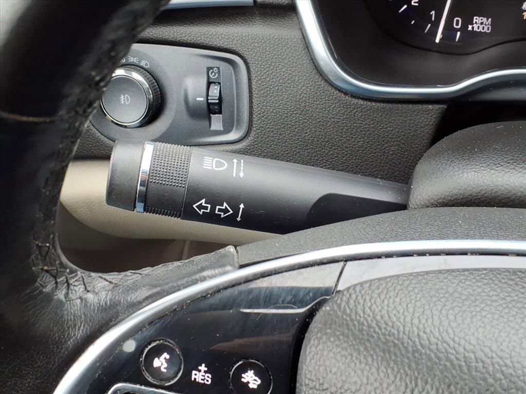 Thumbnail: 2013 Cadillac SRX - 21