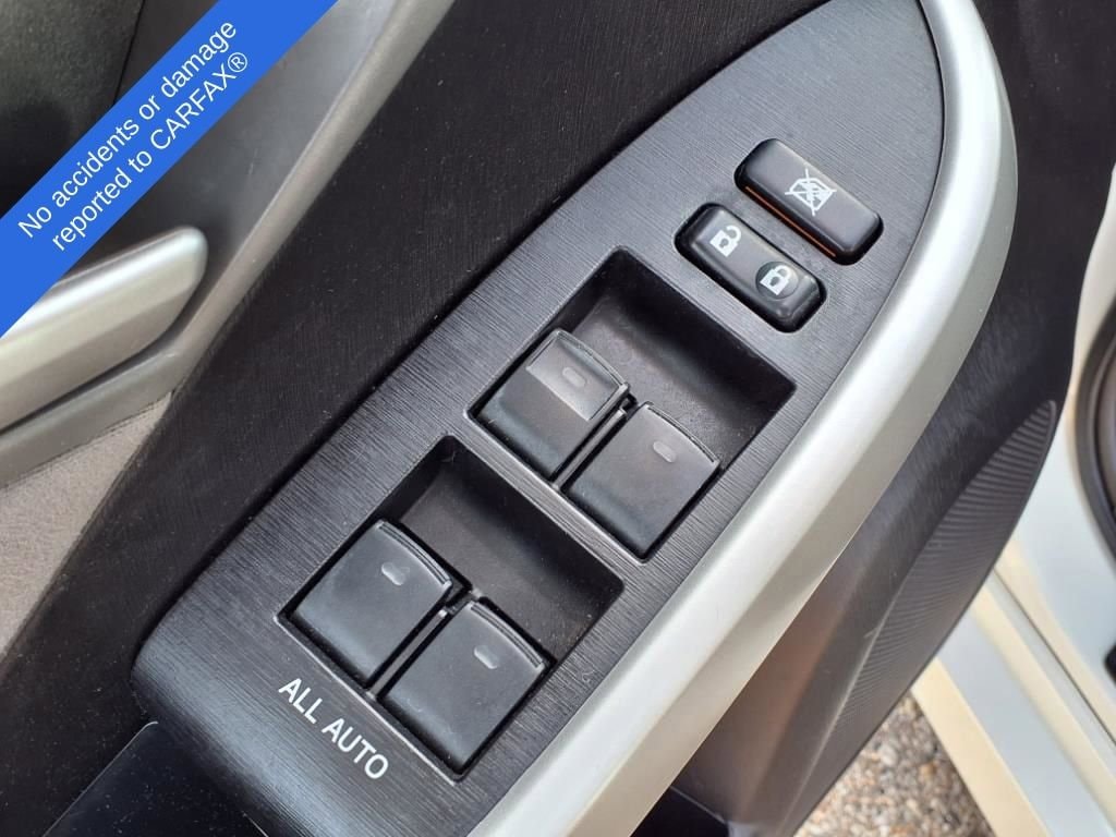 Thumbnail: 2013 Toyota Prius - 19