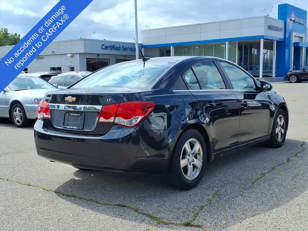 Thumbnail: 2014 Chevrolet Cruze - 4