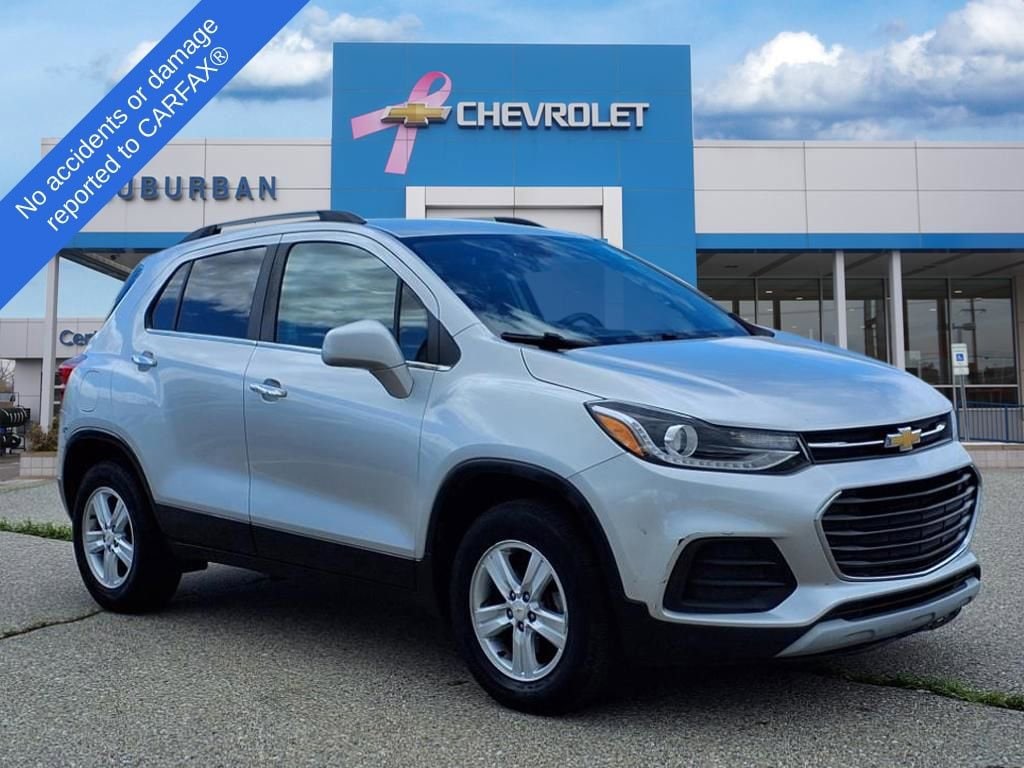 Thumbnail: 2020 Chevrolet Trax - 3