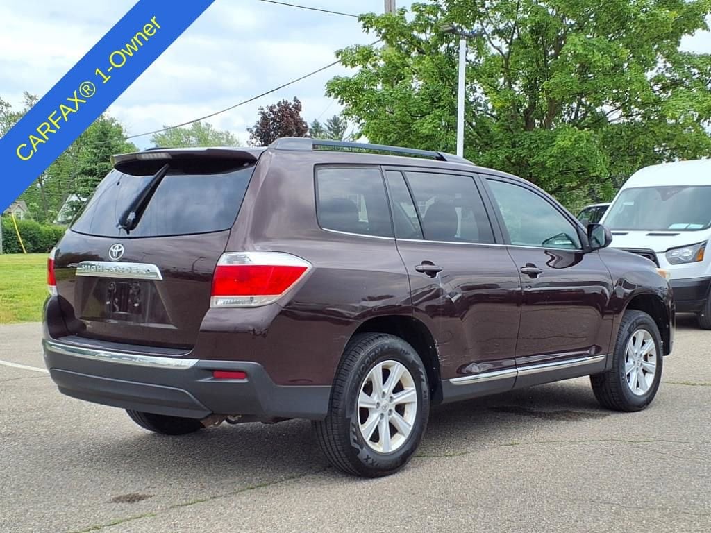 Thumbnail: 2012 Toyota Highlander - 6