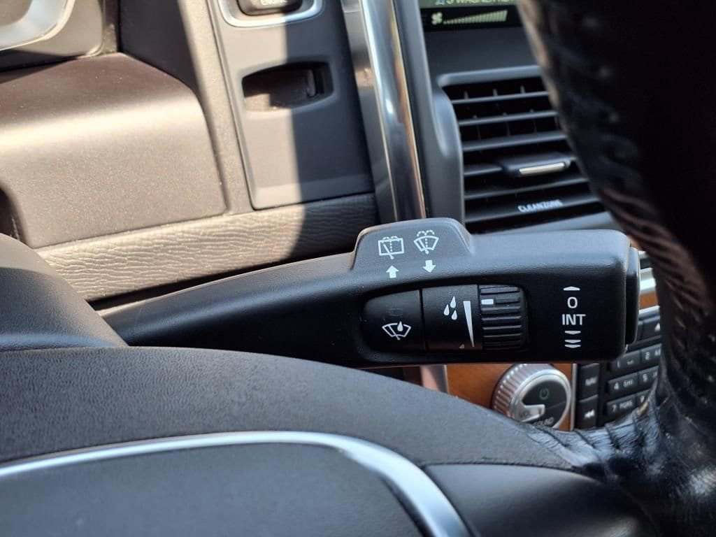 Thumbnail: 2017 Volvo XC60 - 20