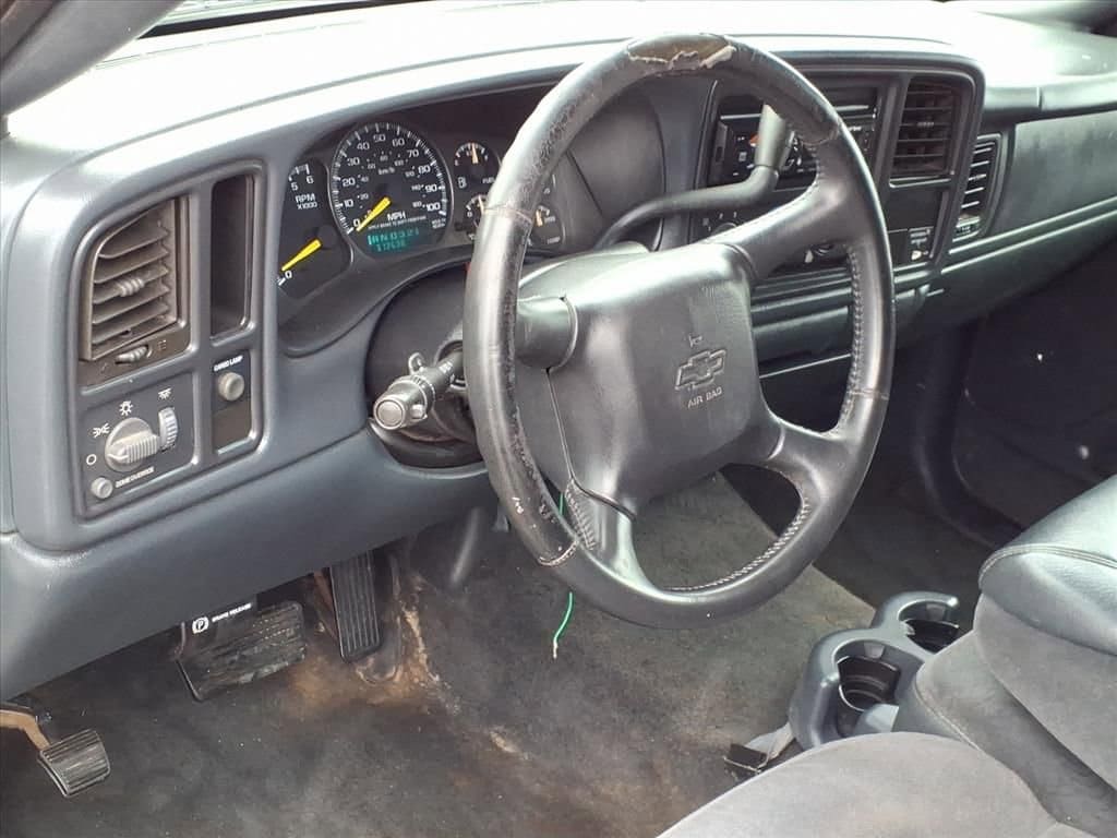 Thumbnail: 2001 Chevrolet Silverado 1500 - 12