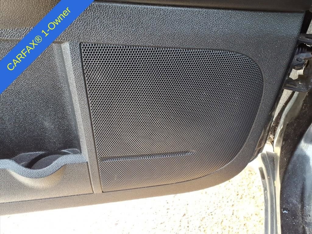 Thumbnail: 2016 Chevrolet Traverse - 17