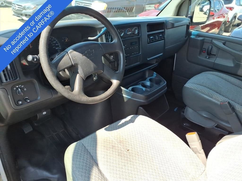Thumbnail: 2007 Chevrolet Express - 16