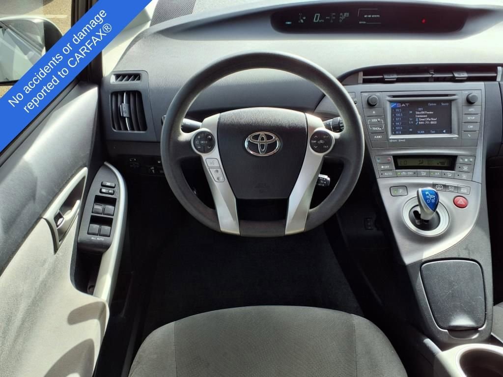 Thumbnail: 2013 Toyota Prius - 17