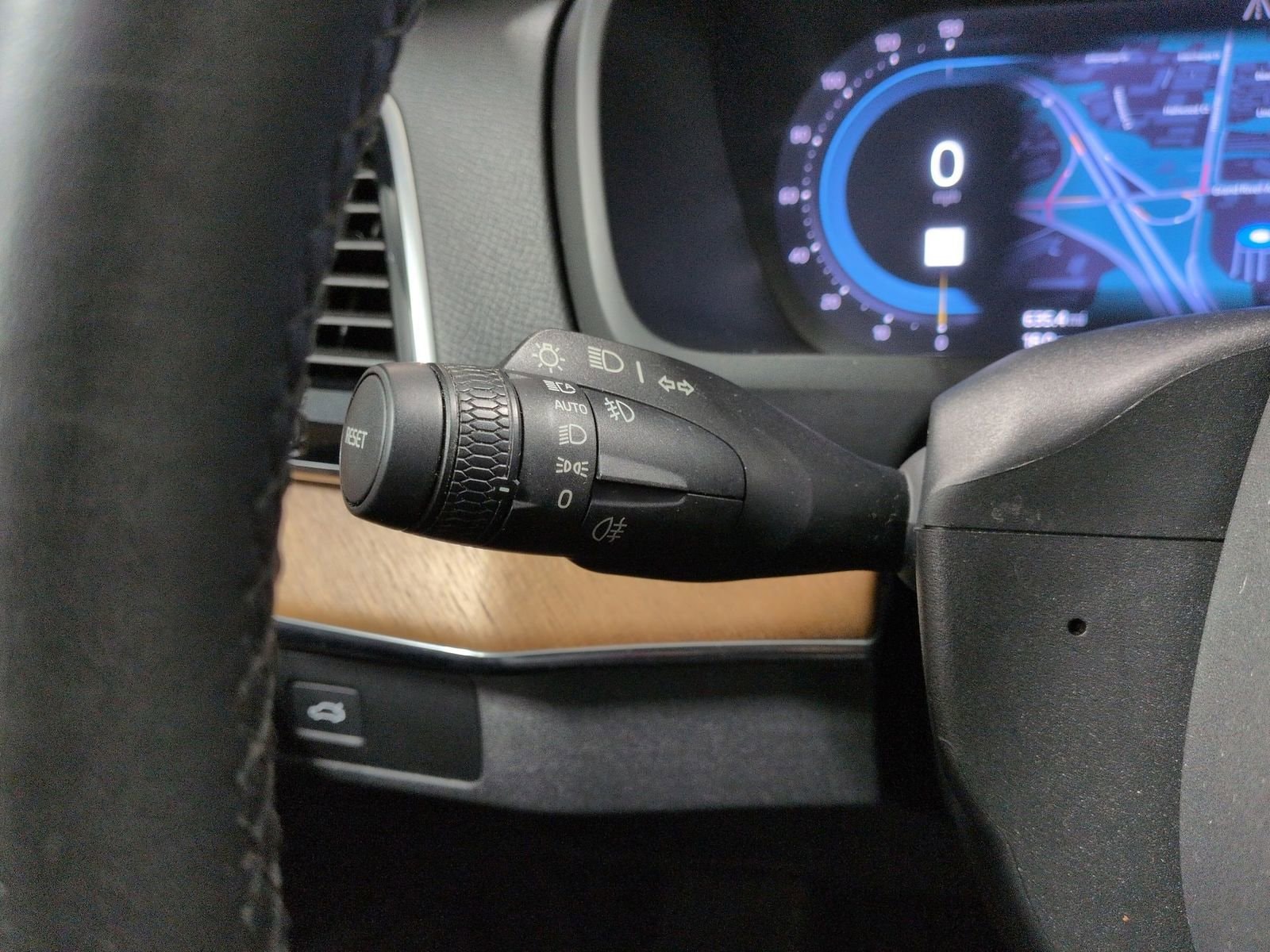 Thumbnail: 2024 Volvo XC90 - 29