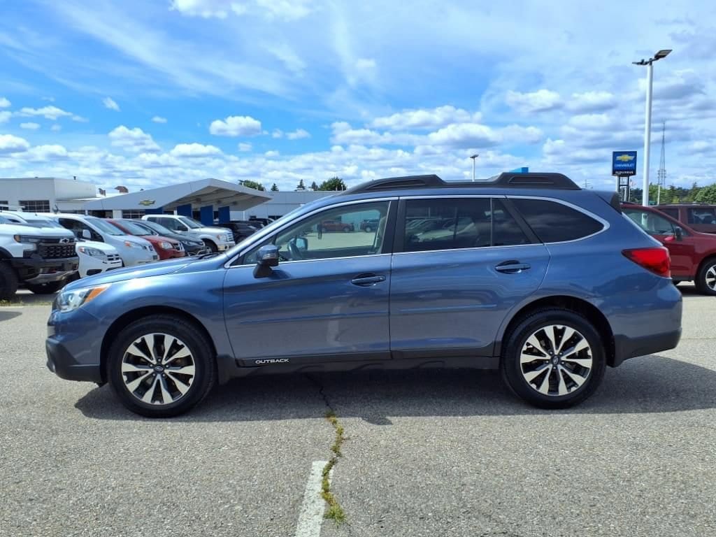 Thumbnail: 2015 Subaru Outback - 8