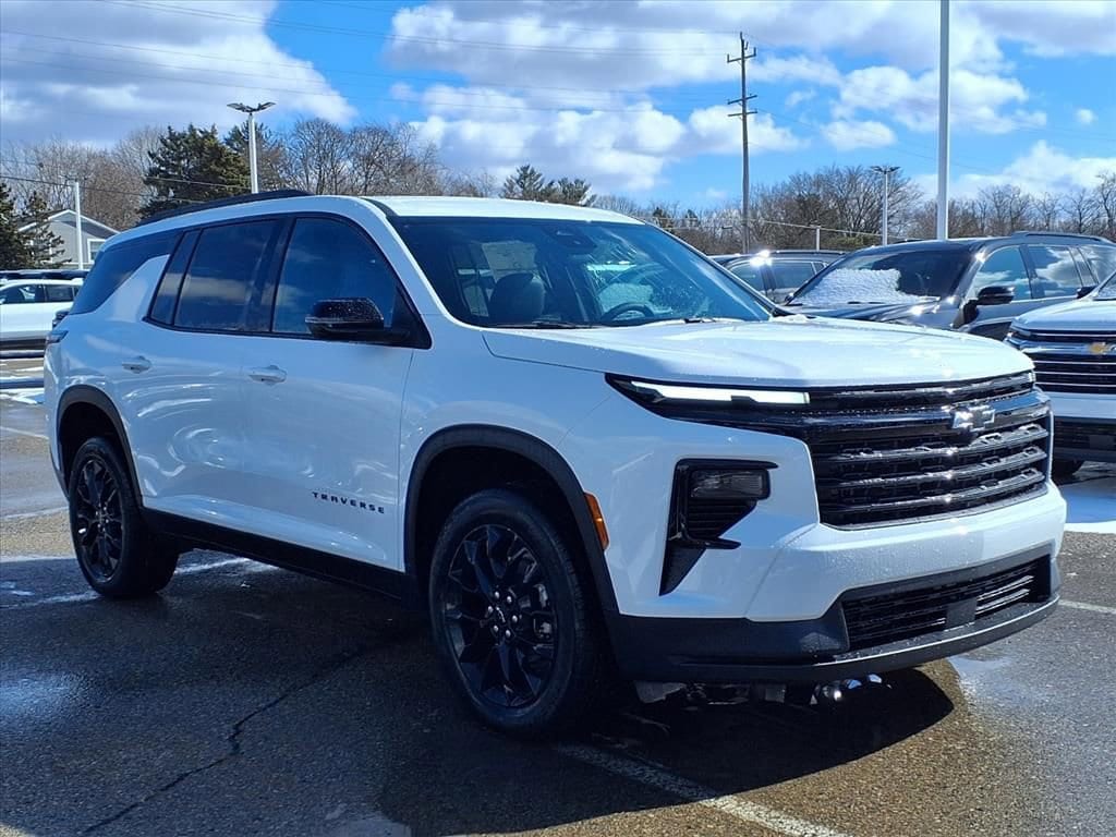 Thumbnail: 2026 Chevrolet Traverse - 3