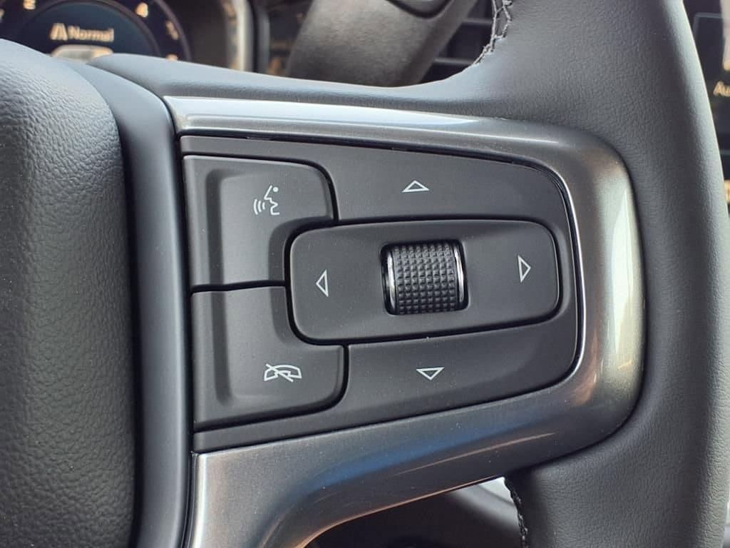 Thumbnail: 2026 Chevrolet Silverado 1500 - 21