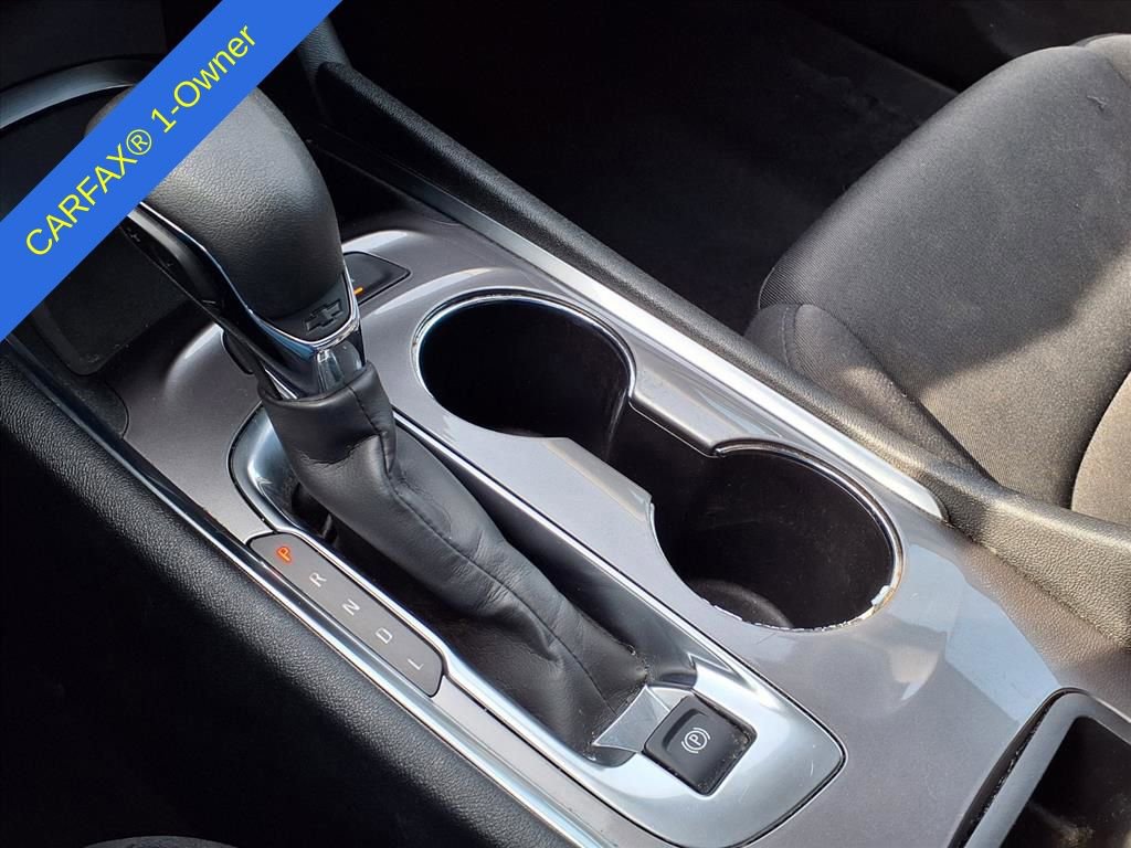 Thumbnail: 2022 Chevrolet Malibu - 24