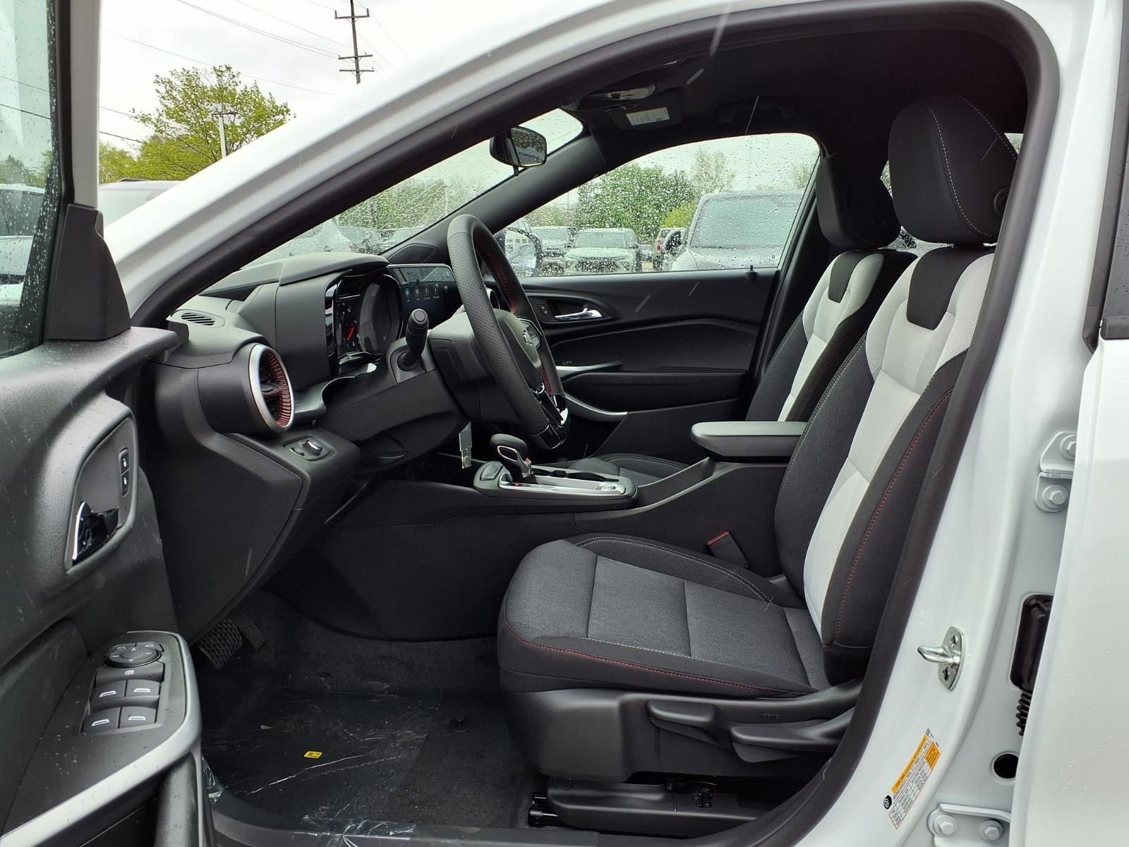 Thumbnail: 2026 Chevrolet Trax - 13