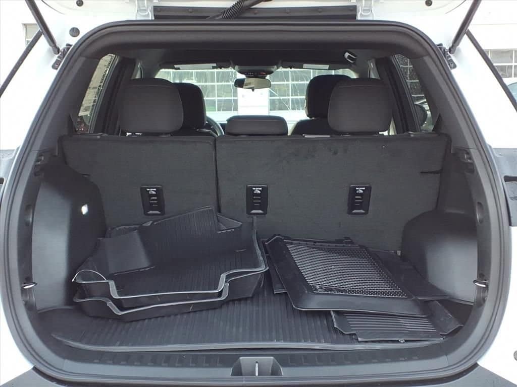 Thumbnail: 2026 Chevrolet Equinox - 9