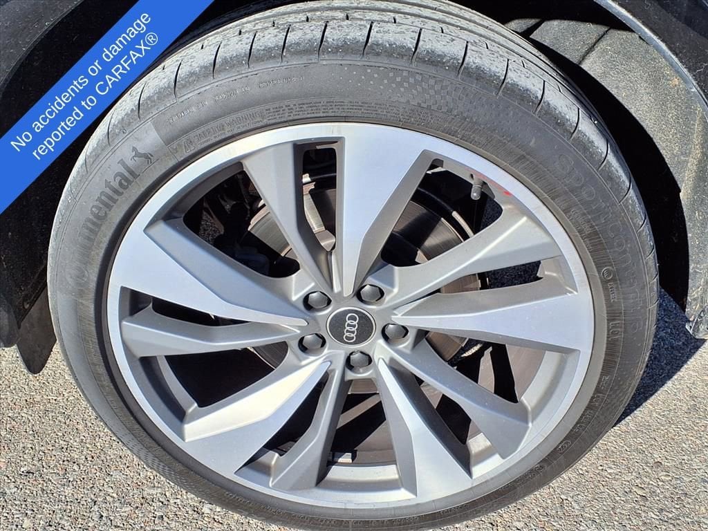 Thumbnail: 2022 Audi SQ5 - 9