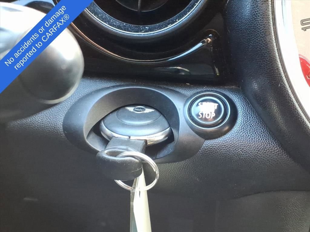 Thumbnail: 2012 MINI Cooper Roadster - 24