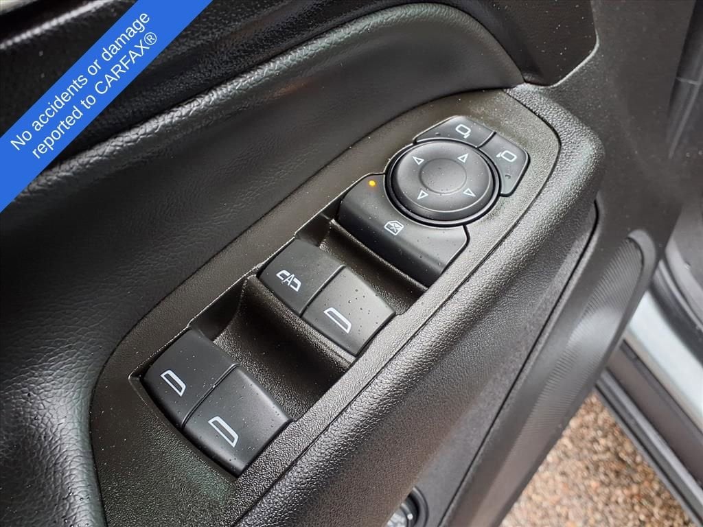 Thumbnail: 2024 Chevrolet Equinox - 16