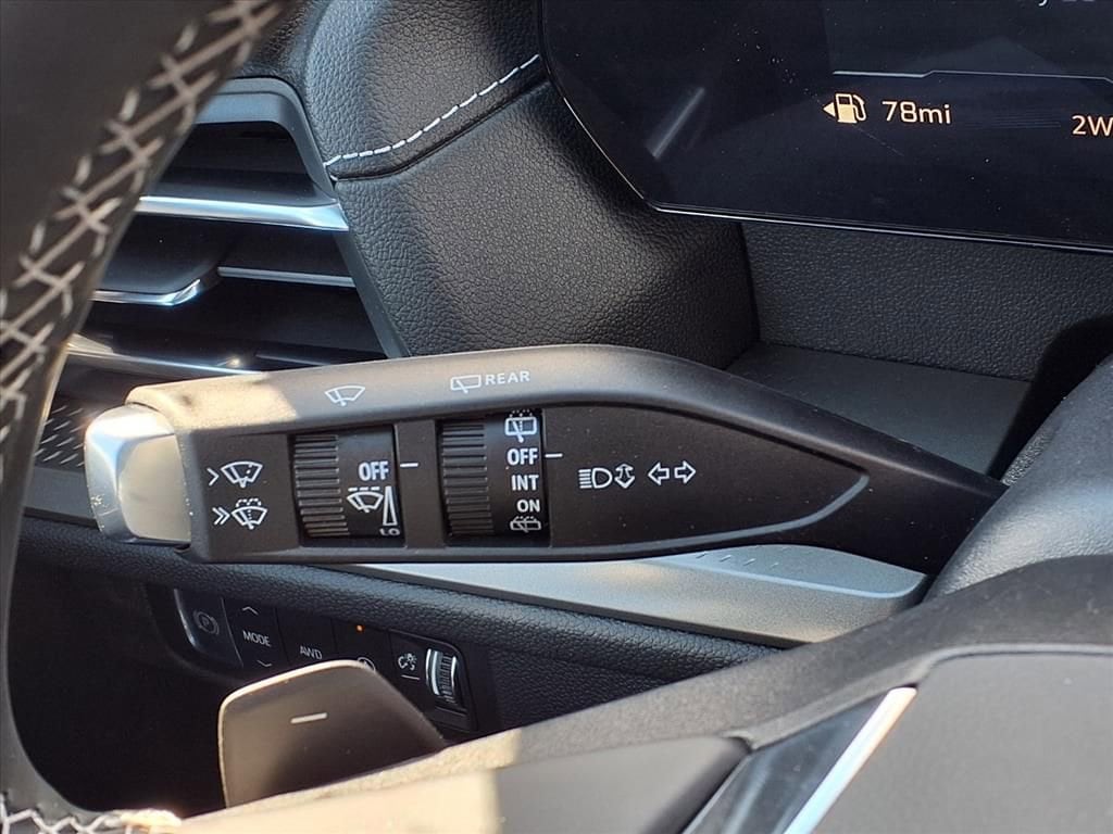 Thumbnail: 2026 Chevrolet Traverse - 16