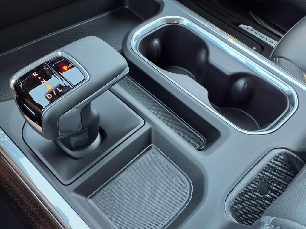 Thumbnail: 2025 Chevrolet Silverado 1500 - 19
