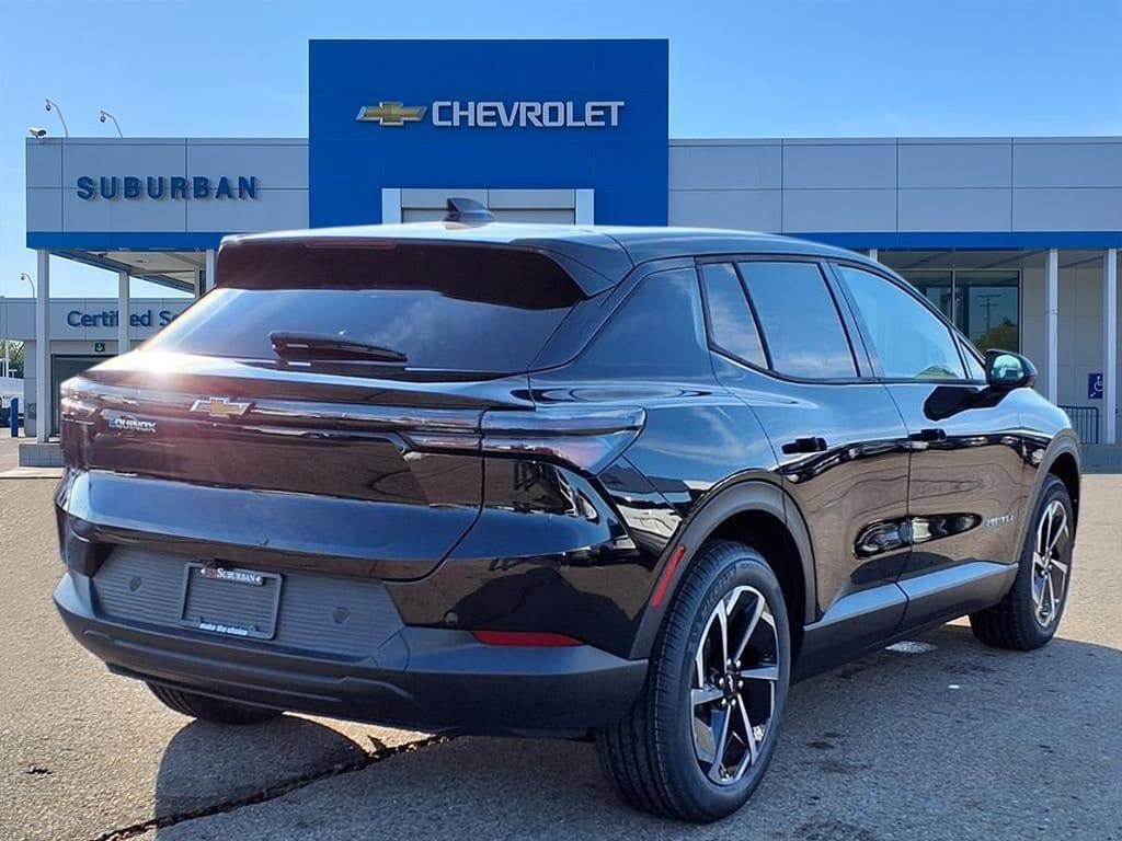 Thumbnail: 2026 Chevrolet Equinox - 4