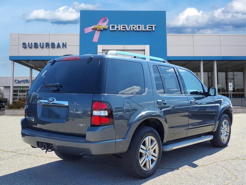 Thumbnail: 2010 Ford Explorer - 5