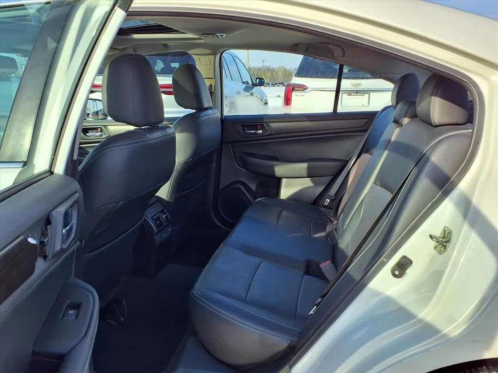 Thumbnail: 2016 Subaru Legacy - 9