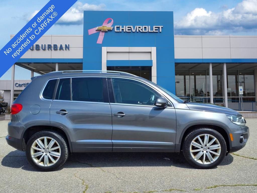Thumbnail: 2014 Volkswagen Tiguan - 4