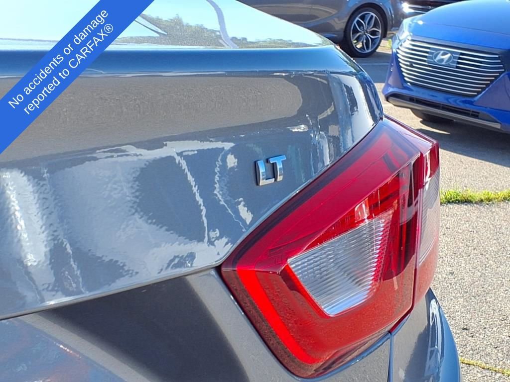 Thumbnail: 2019 Chevrolet Cruze - 9