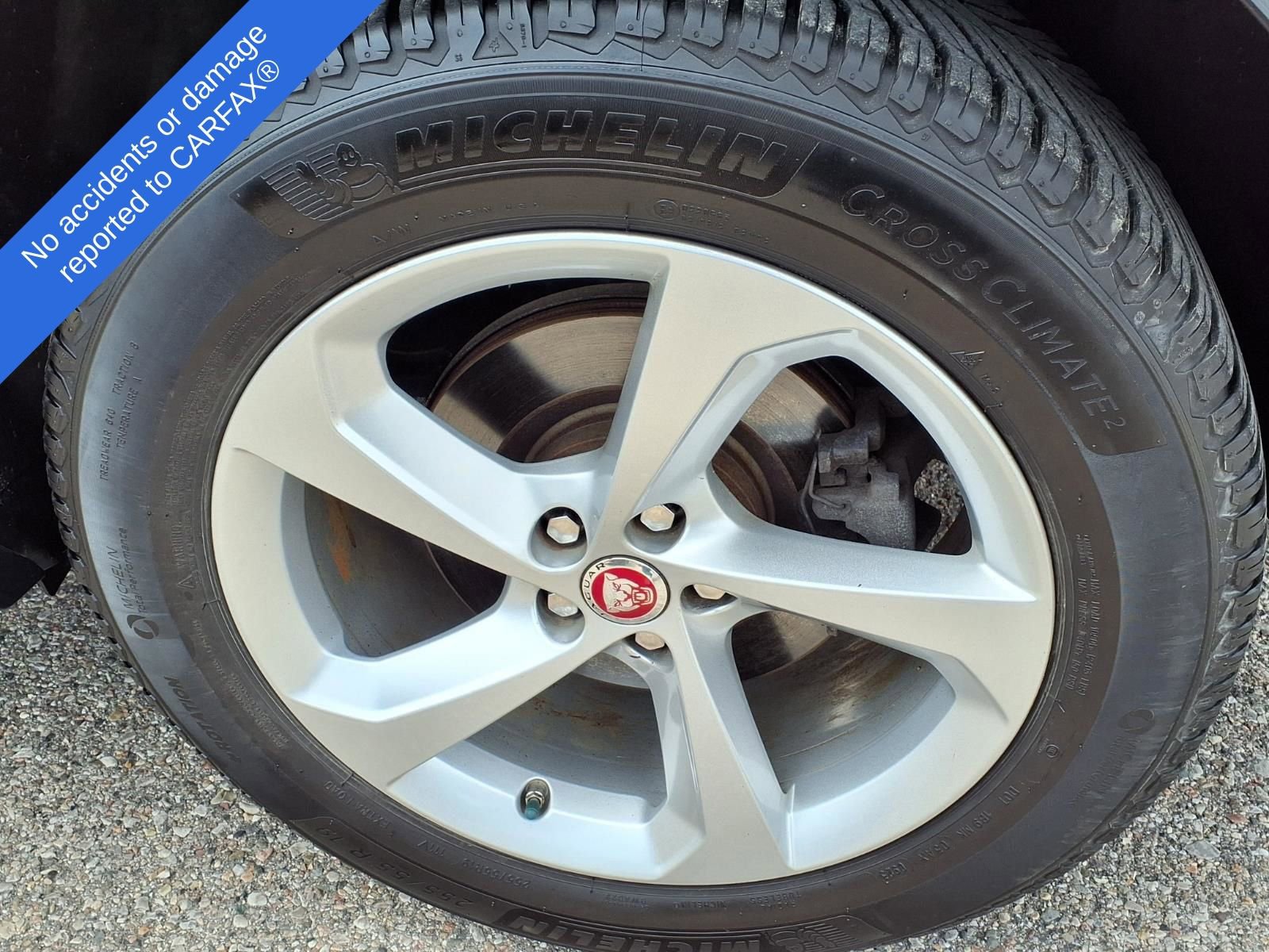 Thumbnail: 2019 Jaguar F-Pace - 10