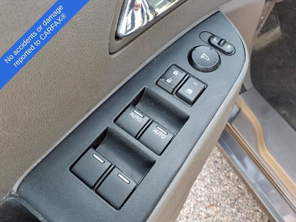 Thumbnail: 2015 Honda Odyssey - 16