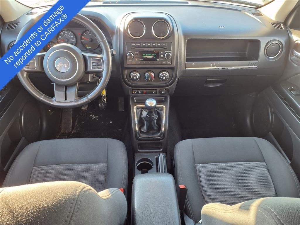 Thumbnail: 2012 Jeep Patriot - 12