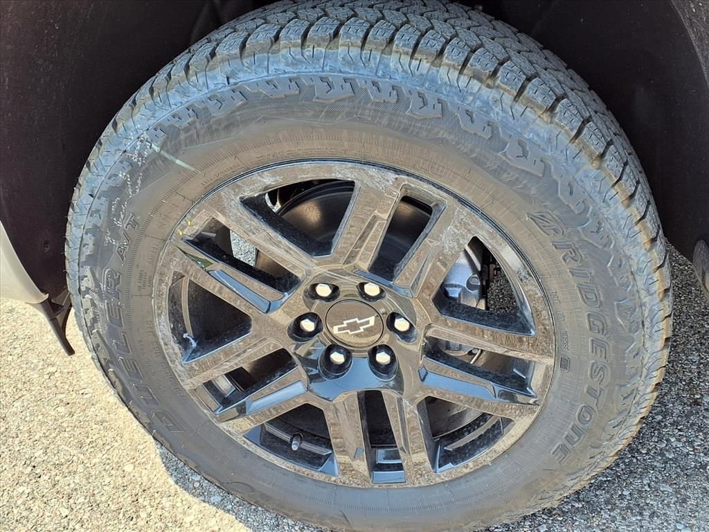 Thumbnail: 2026 Chevrolet Silverado 1500 - 7