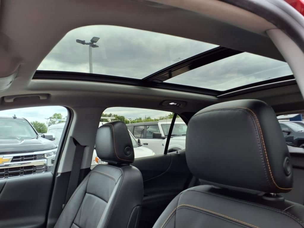 Thumbnail: 2020 Chevrolet Equinox - 18
