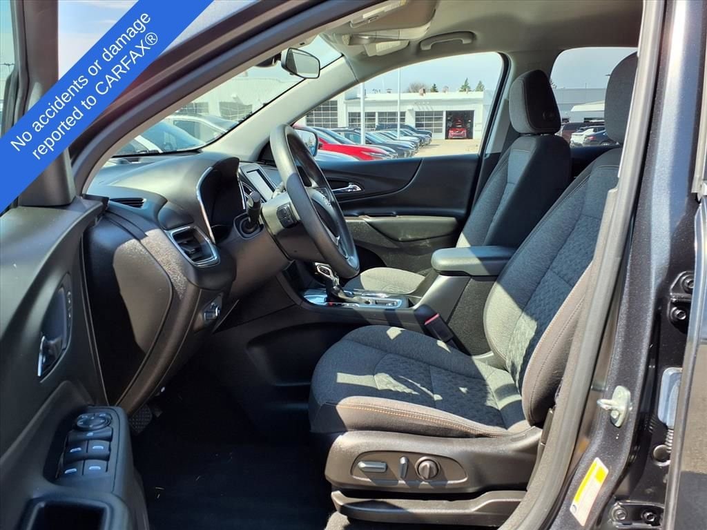 Thumbnail: 2022 Chevrolet Equinox - 18