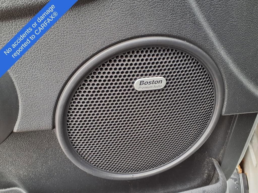 Thumbnail: 2008 Jeep Commander - 15