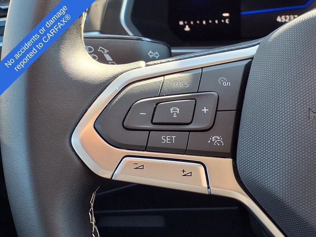 Thumbnail: 2022 Volkswagen Tiguan - 26