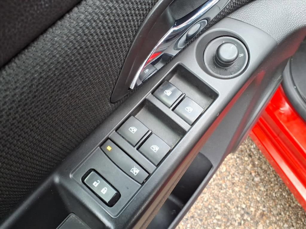 Thumbnail: 2016 Chevrolet Cruze - 14