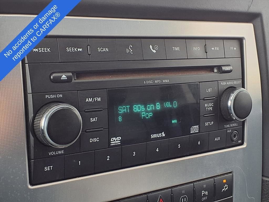 Thumbnail: 2008 Jeep Commander - 22