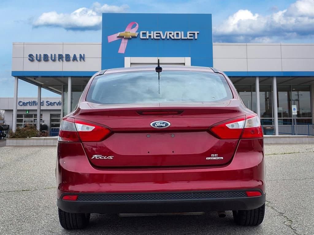 Thumbnail: 2013 Ford Focus - 6