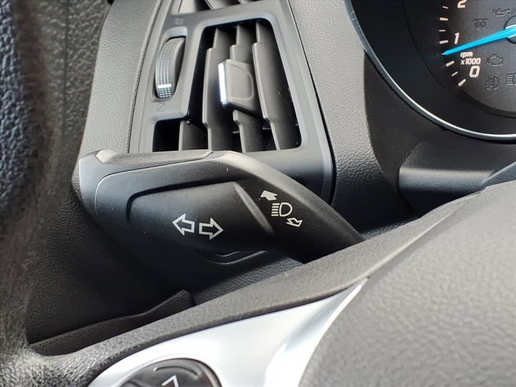 Thumbnail: 2014 Ford Escape - 21